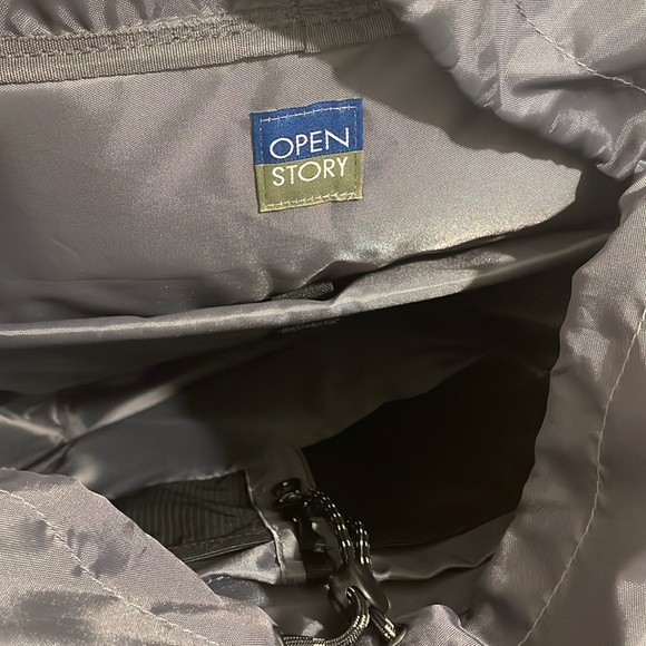 Open Story Book/Laptop Backpack - Picture 6 of 8